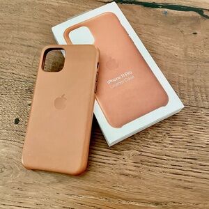 Apple iPhone 11 Pro Leather Case - Tan